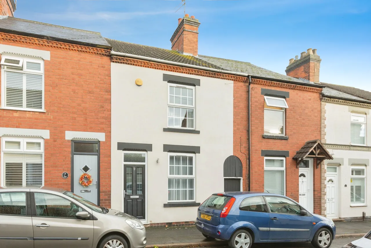 3 bed house for sale — Oxford Street, Leicester