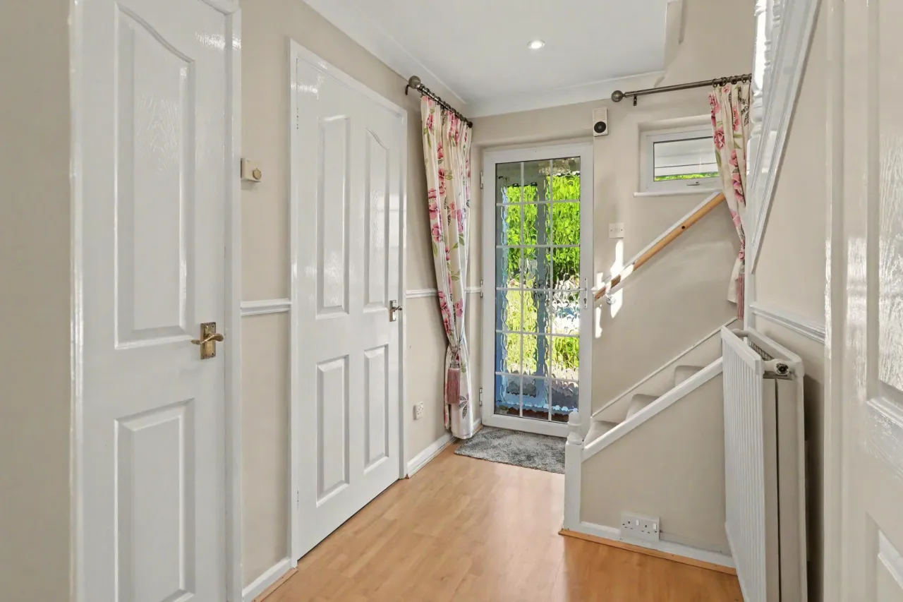 Sandringham Road, Stafford, photo 8