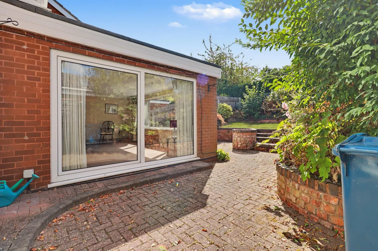 Sandringham Road, Stafford, photo 4