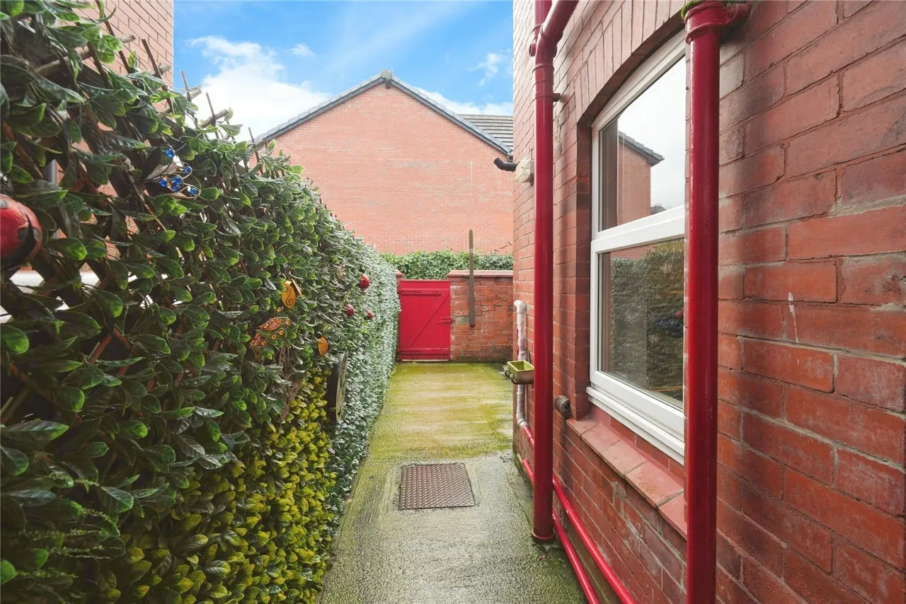 Feilden Place, Feniscowles, Blackburn, Lancashire, BB2, photo 10