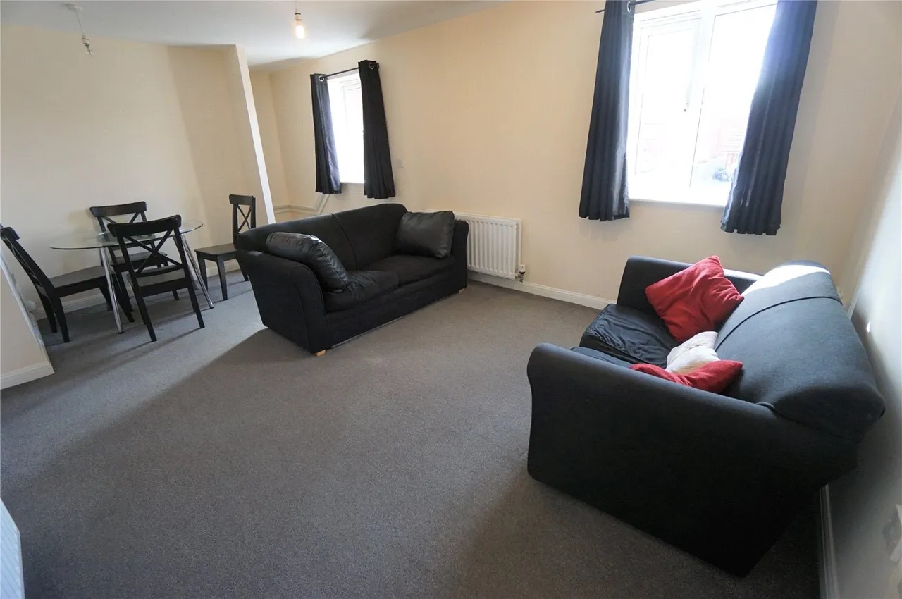 Emerson Square, Bristol, BS7, photo 5