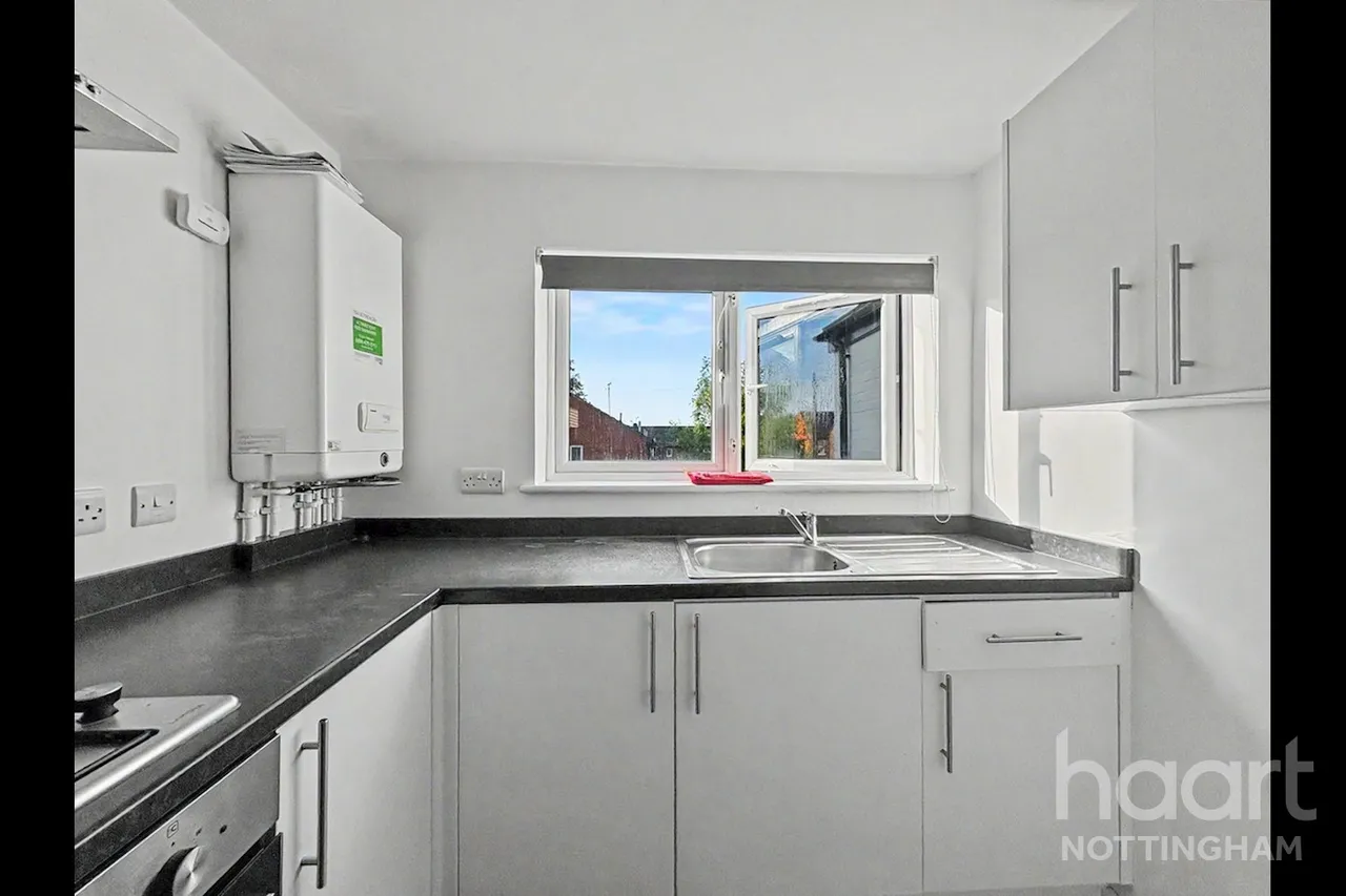 Basford Road, Old Basford, NG6, photo 4