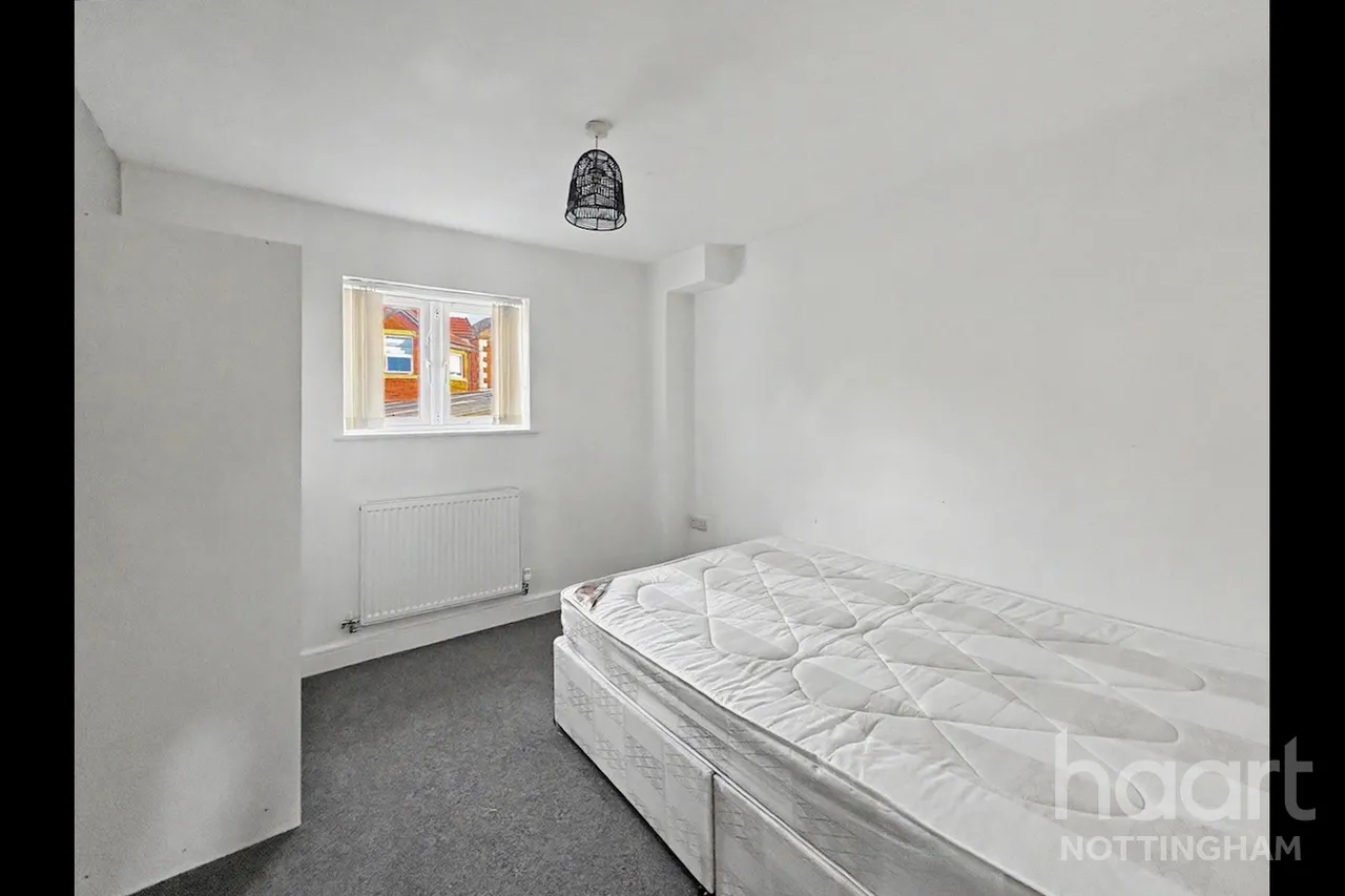 Basford Road, Old Basford, NG6, photo 5