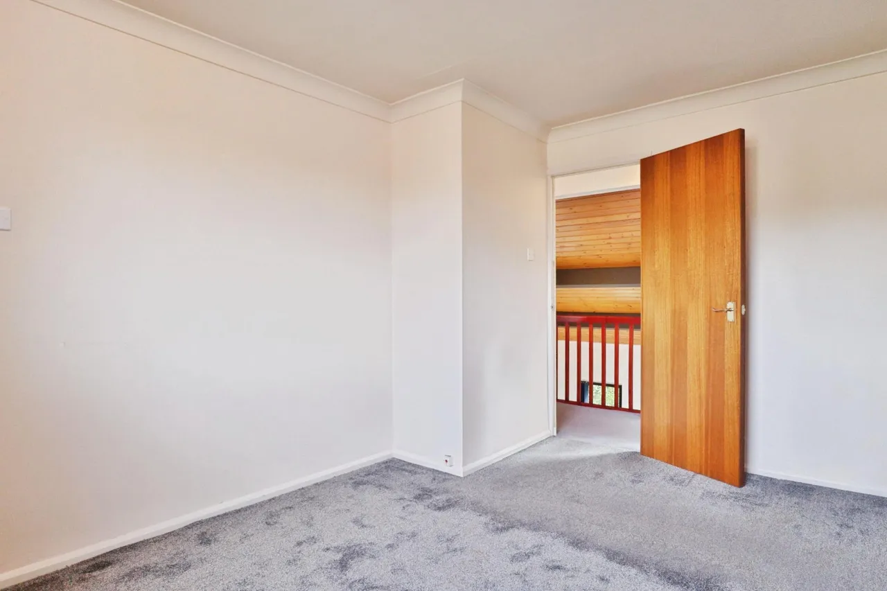 Eaton Hill, Leeds, LS16, photo 14