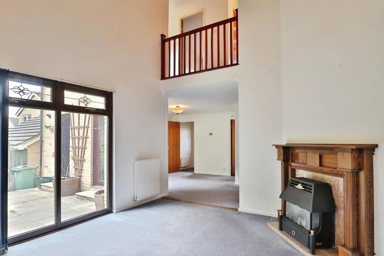 Eaton Hill, Leeds, LS16, photo 3