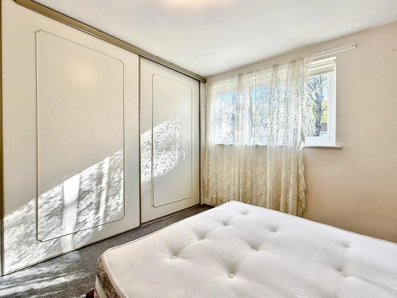 Eastwood Court, Benton, NE12, photo 10