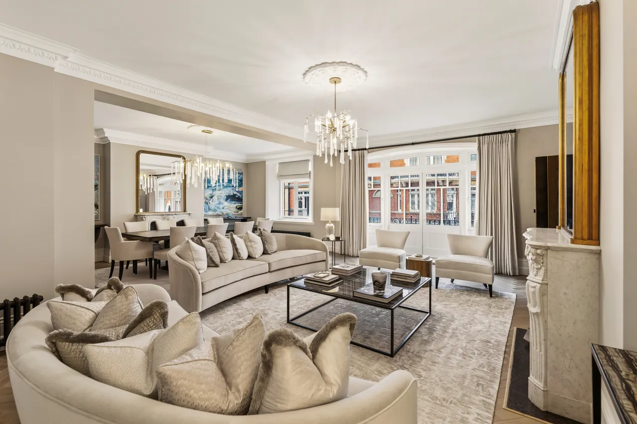 4 bed flat for sale — Basil Mansions, Knightsbridge, London