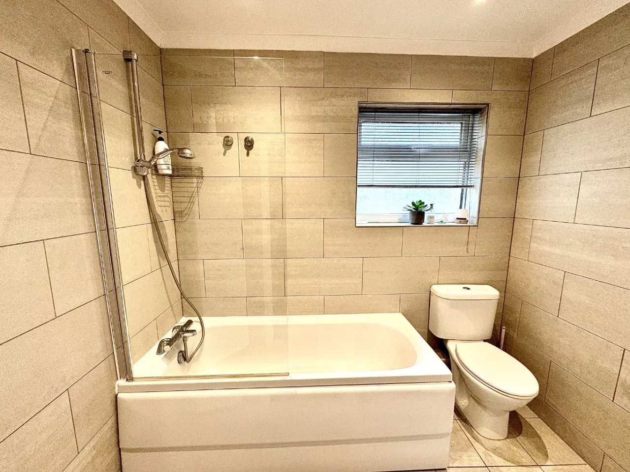 Benares Road, Plumstead, SE18, photo 19