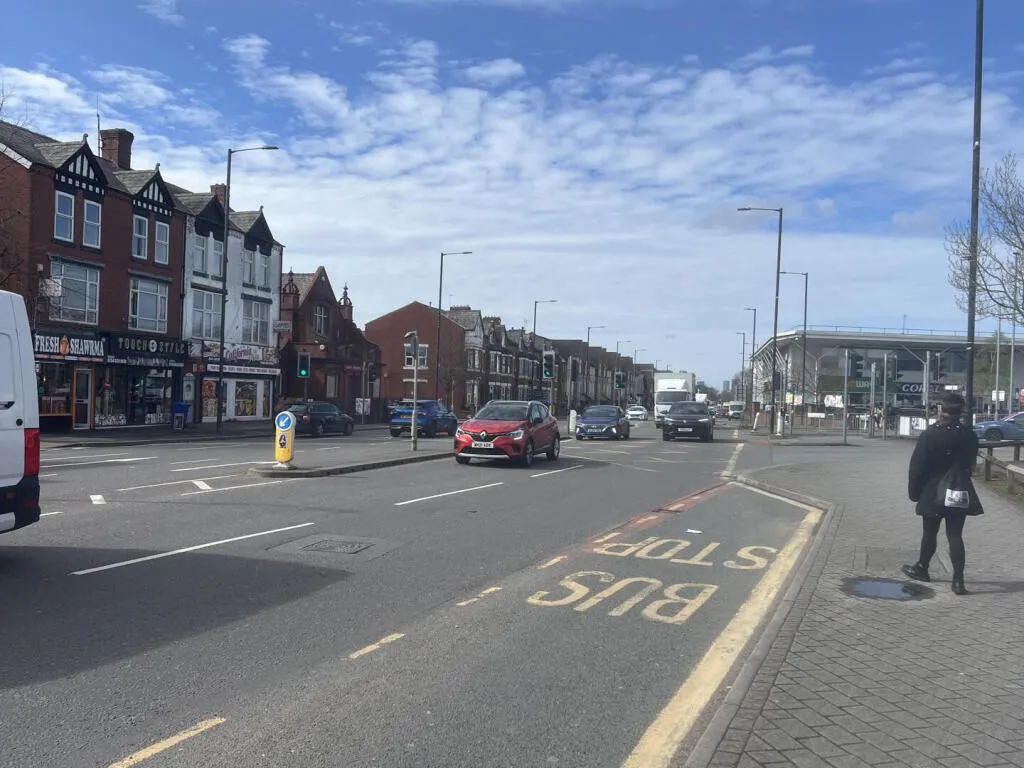 property to rent, Hyde Road, M18