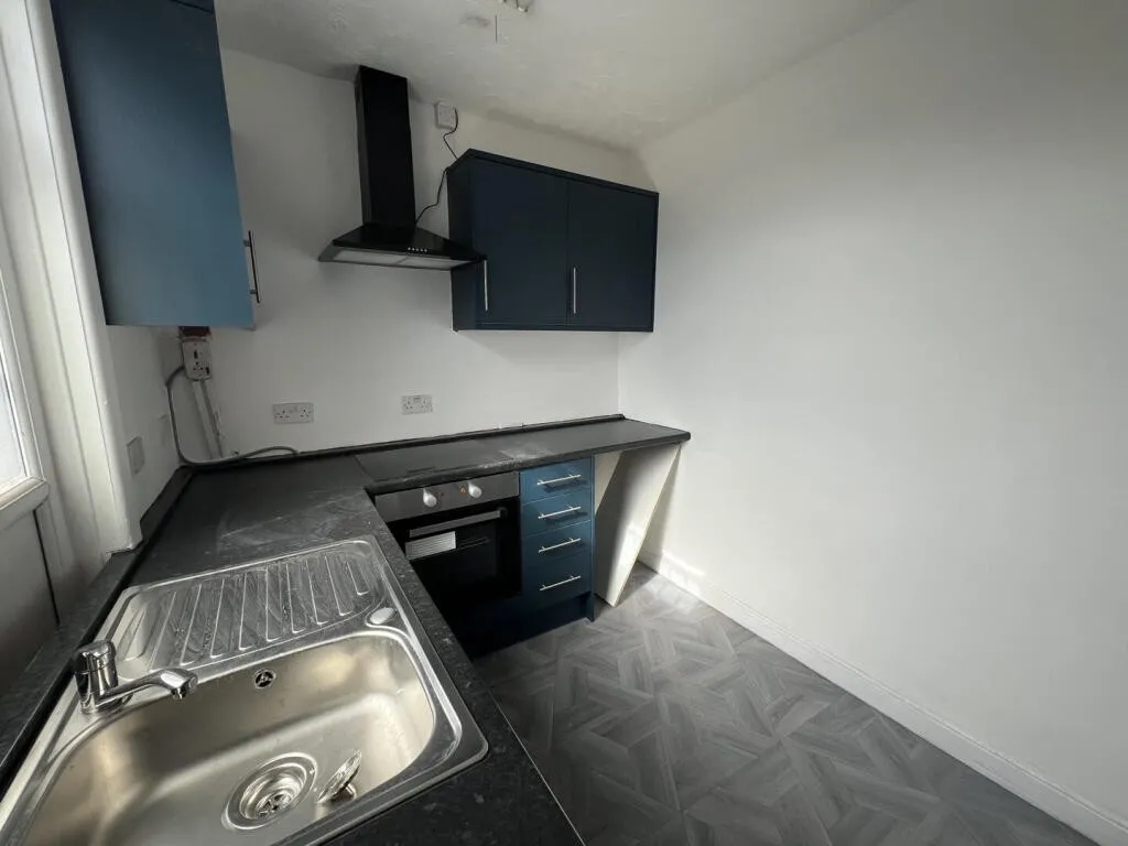 Hyde Road, M18, photo 4