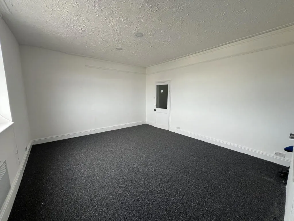Hyde Road, M18, photo 14
