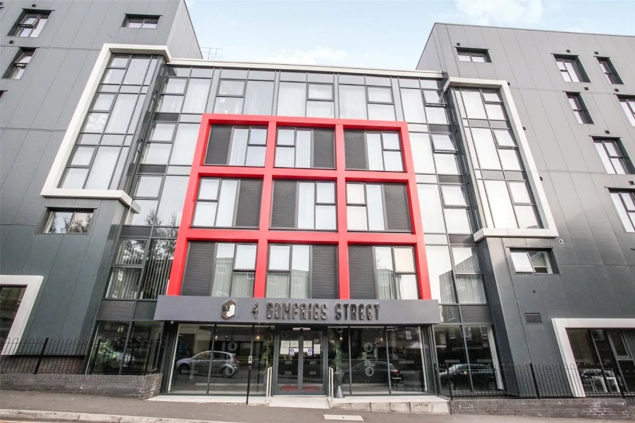 Dumfries Street, Luton, Bedfordshire, LU1, photo 4