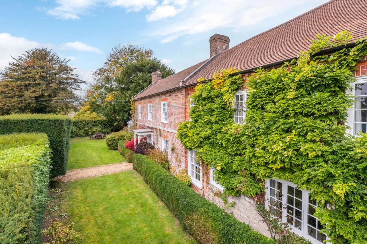 Mill Lane, Charminster, Dorchester, Dorset, DT2 9QP, photo 5