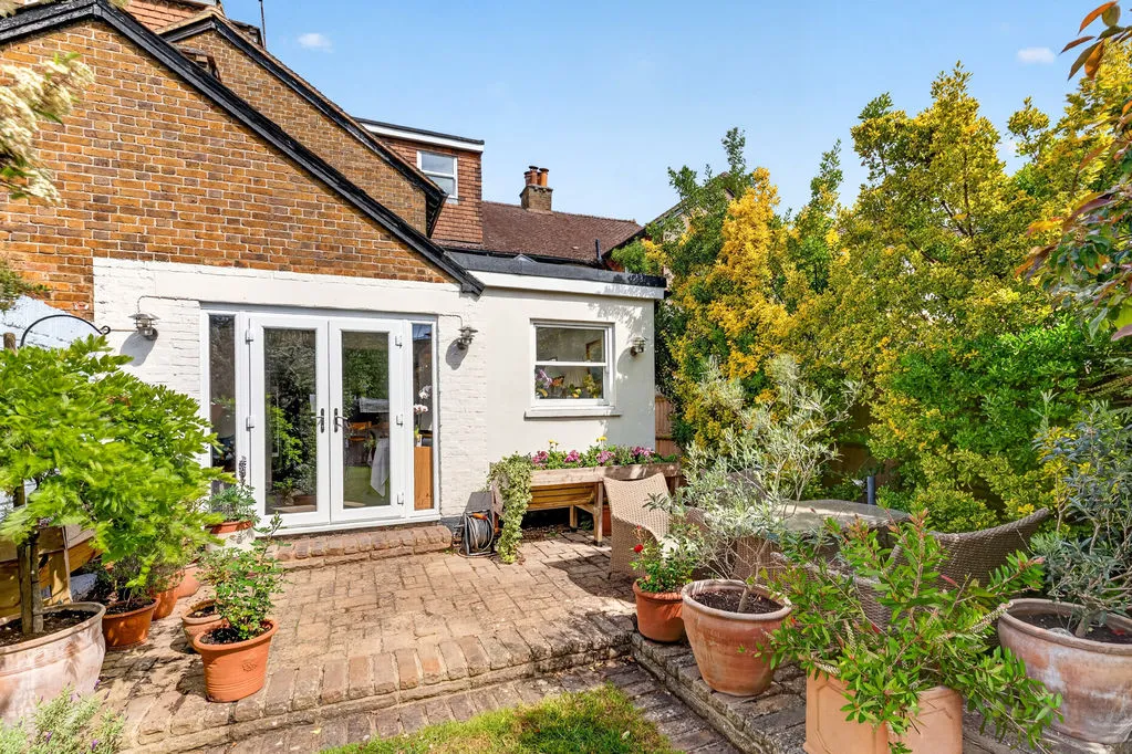 Halliford Road, Sunbury-On-Thames TW16 6DP, photo 22