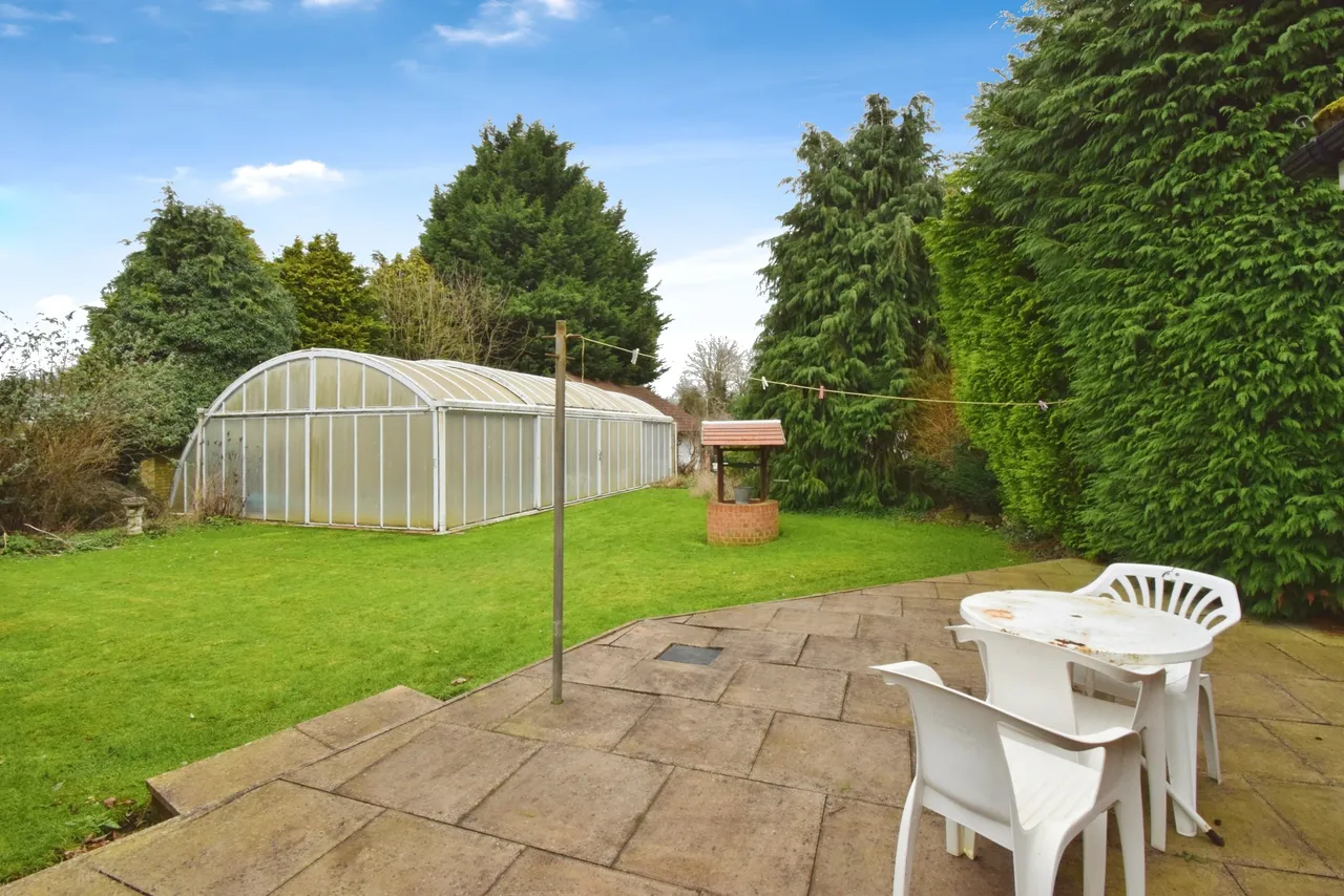 The Oval, Oadby, LE2, photo 13