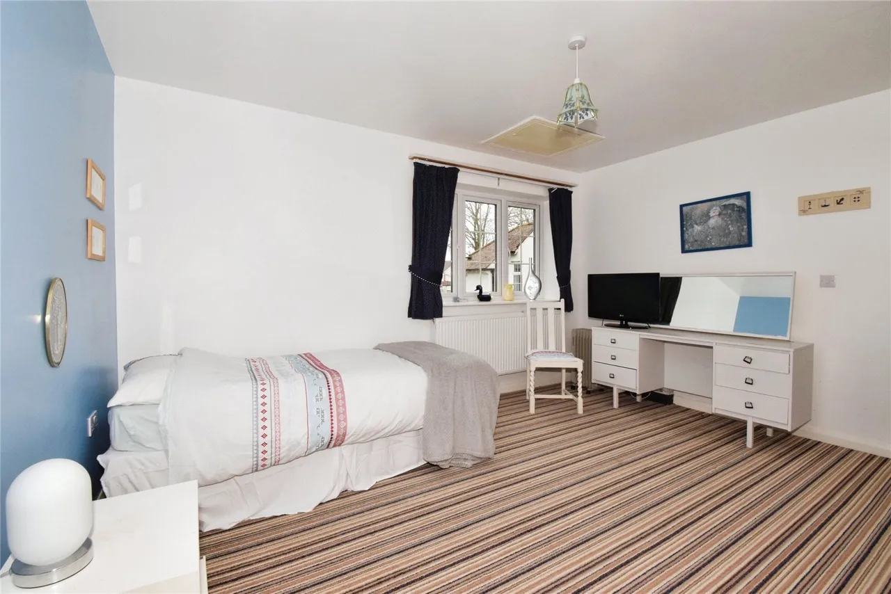 The Oval, Oadby, LE2, photo 9