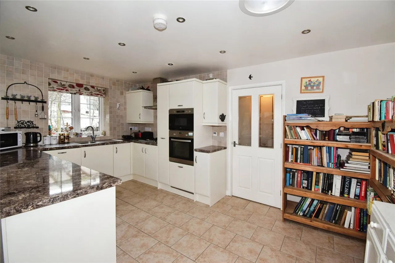 The Oval, Oadby, LE2, photo 15