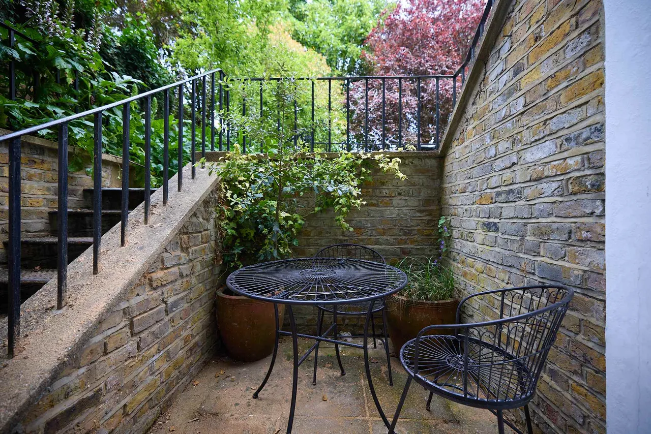 Crescent Grove, SW4, photo 9