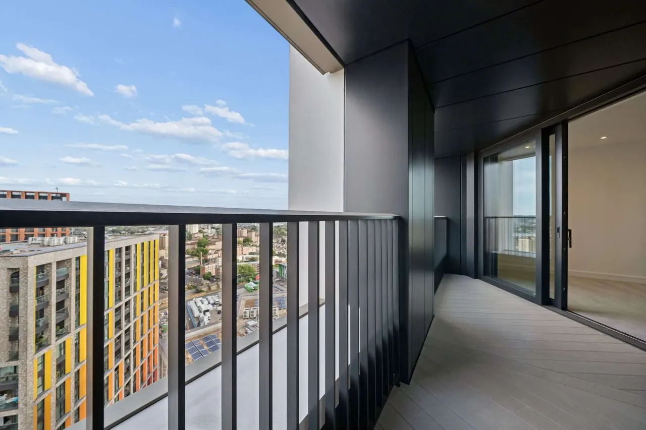 One Linear Place, Ponton Road, London, SW11 7ES, photo 9