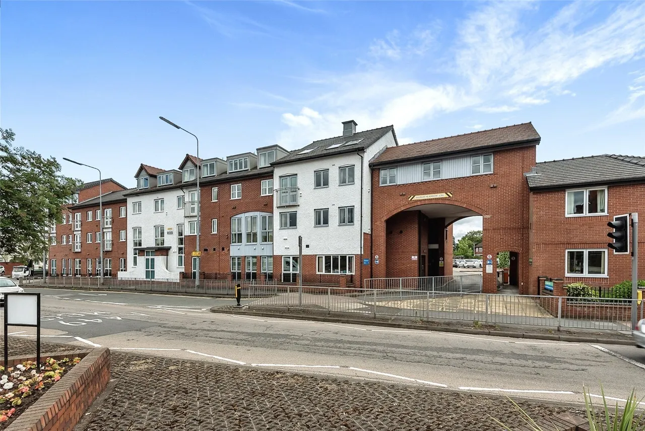 Wolverhampton Road, Staffordshire, ST17, photo 2