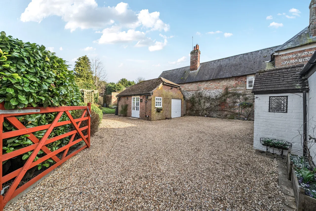 Collingbourne Ducis, Marlborough, SN8, photo 9
