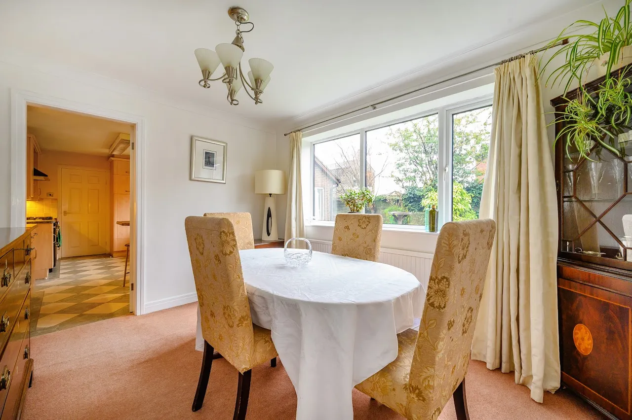 Westwood Close, Leeds, LS27, photo 10