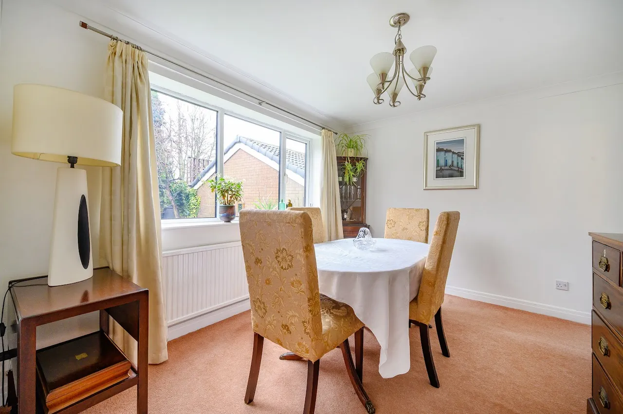 Westwood Close, Leeds, LS27, photo 9