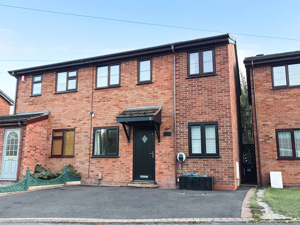 3 bed house for sale, Elim Court, Hadley, TF1