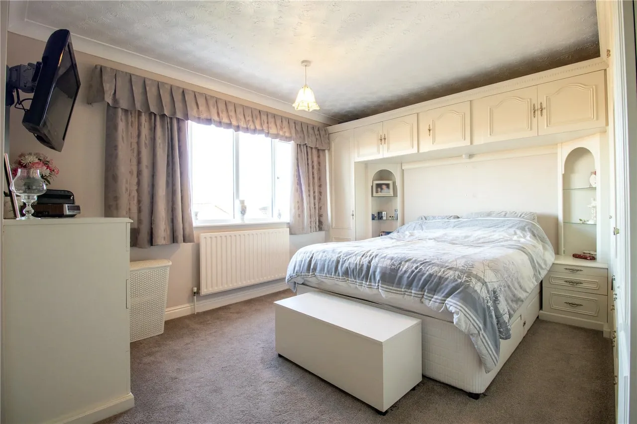 Holme Drive, Burton-Upon-Stather, DN15, photo 9