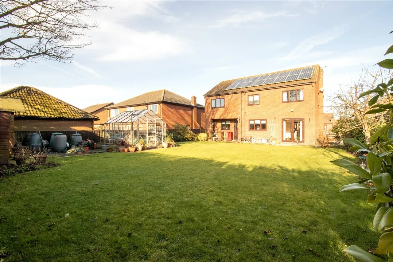 Holme Drive, Burton-Upon-Stather, DN15, photo 20
