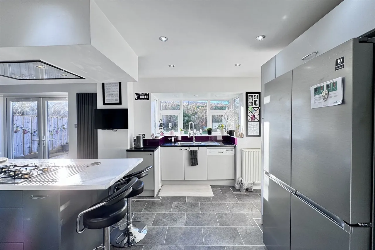 Bowland Road, Glossop, photo 11