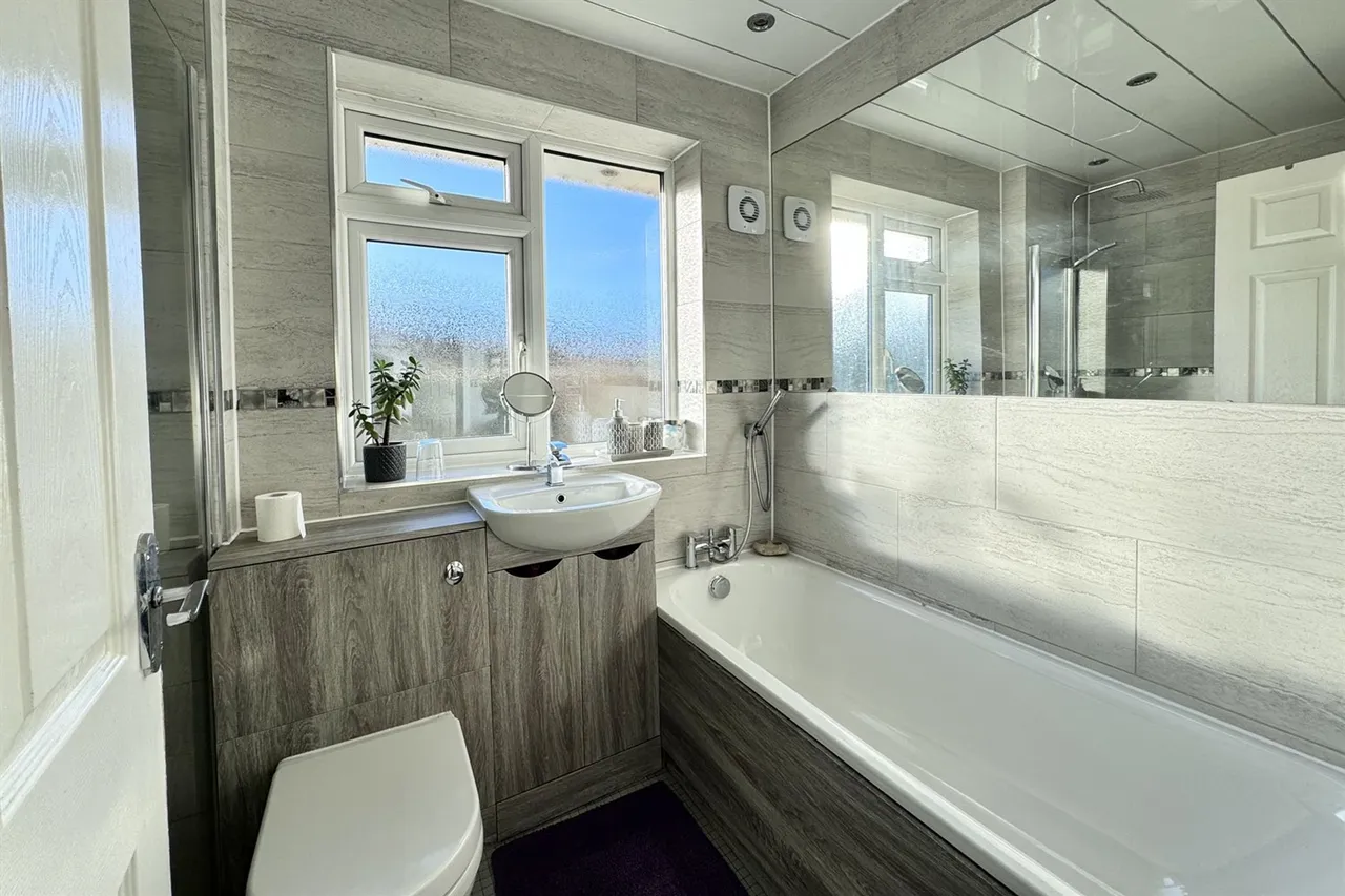 Bowland Road, Glossop, photo 20