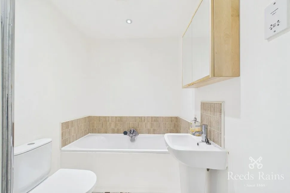 Worksop Road, South Anston, South Yorkshire, S25, photo 11