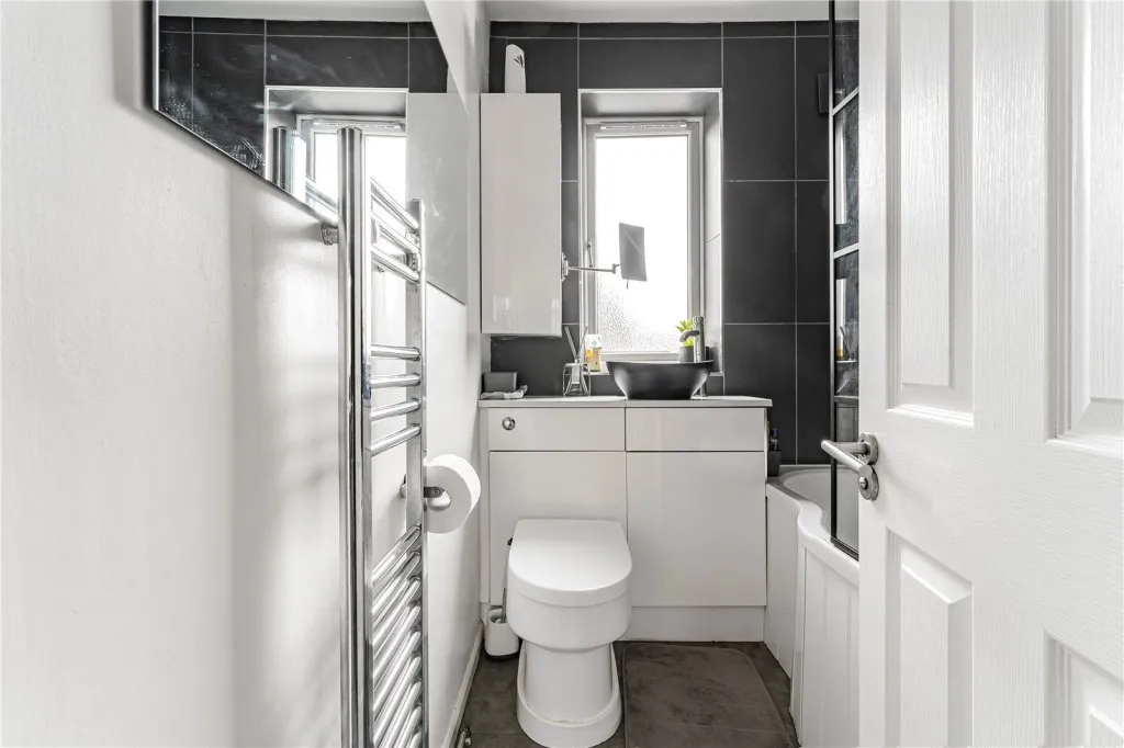 Crutchley Road, London, SE6, photo 7