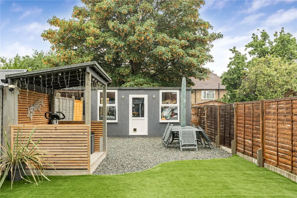 Crutchley Road, London, SE6, photo 19