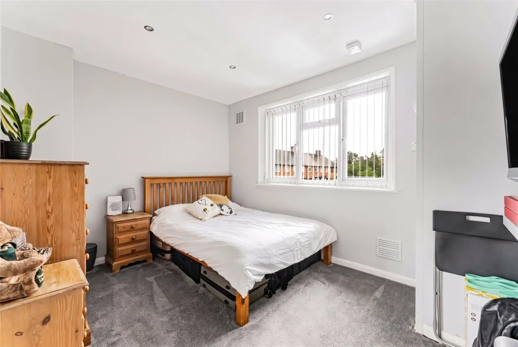 Crutchley Road, London, SE6, photo 6