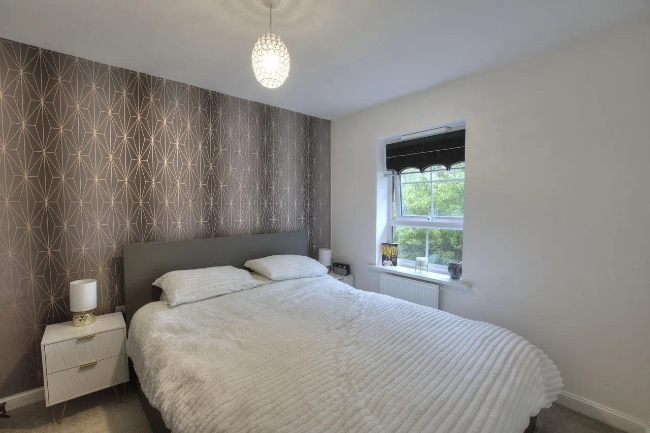 Liverpool Road, Widnes, WA8, photo 15