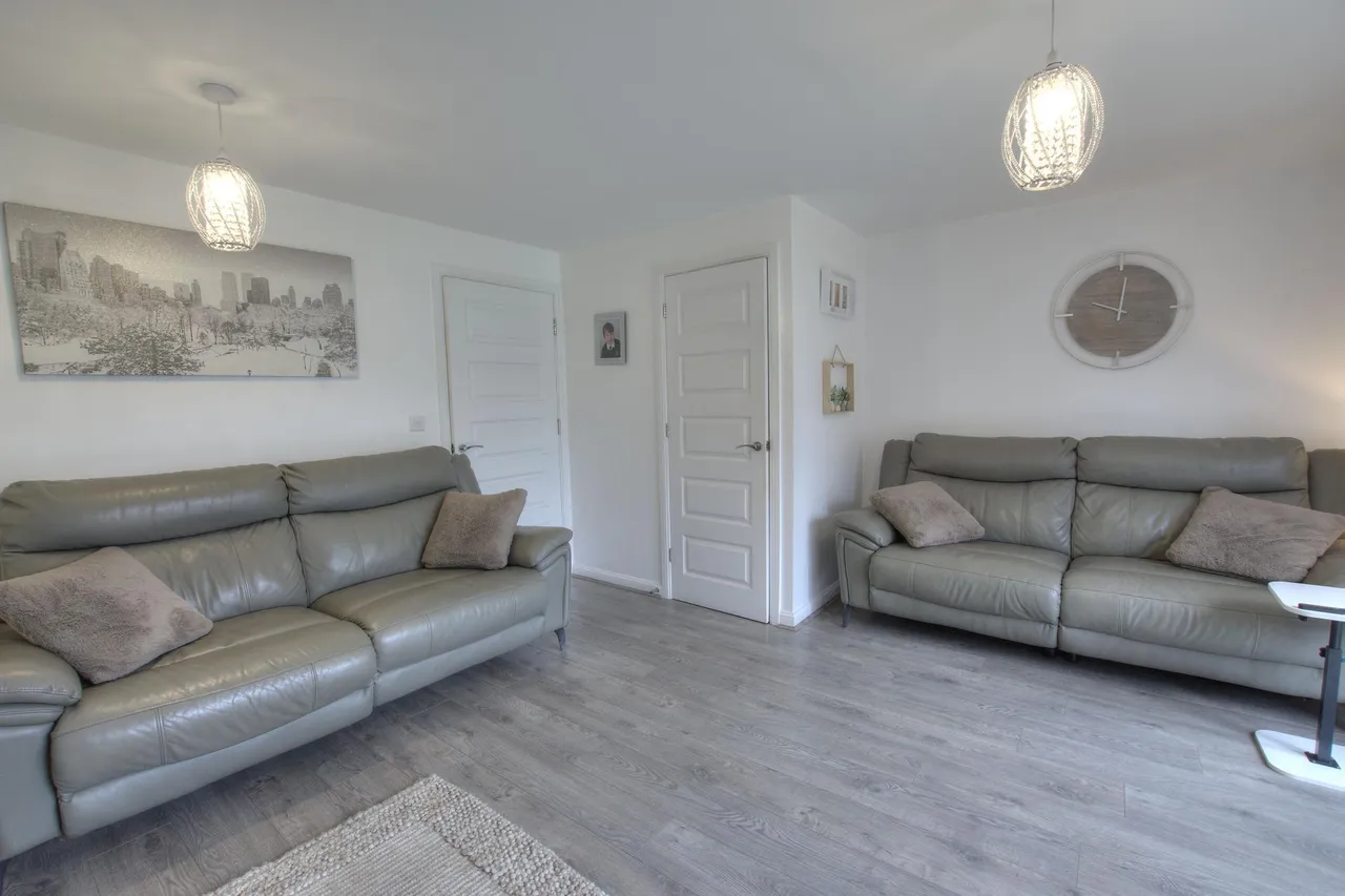 Liverpool Road, Widnes, WA8, photo 6