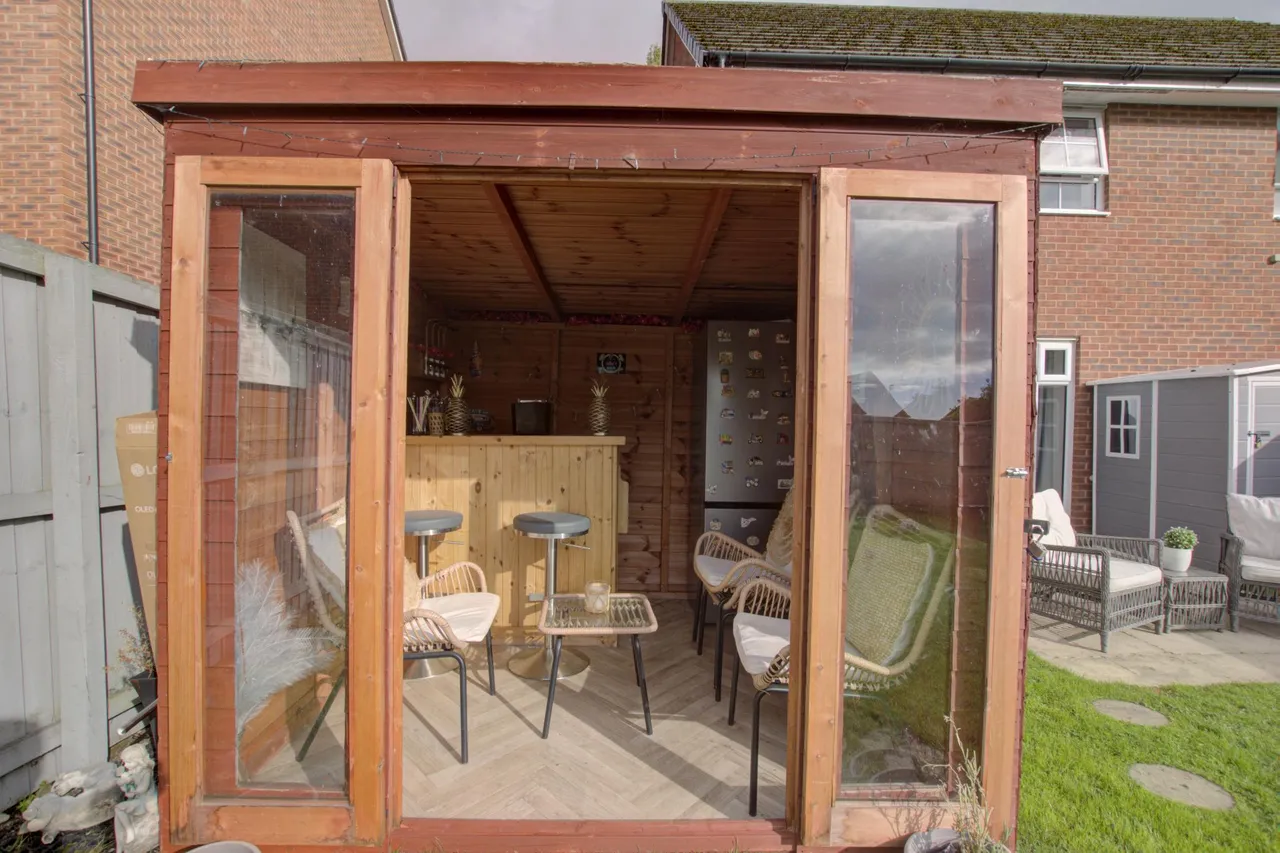 Liverpool Road, Widnes, WA8, photo 22