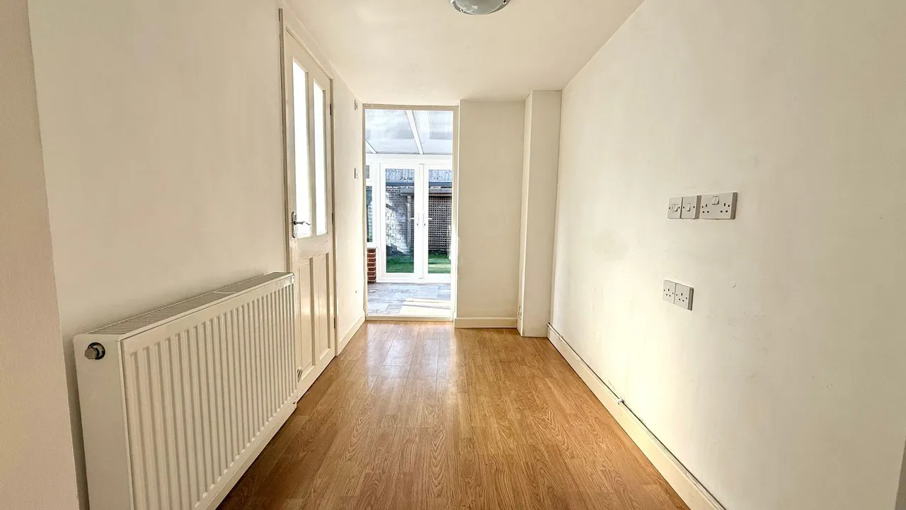 Auckland Avenue, Brockenhurst, SO42, photo 10