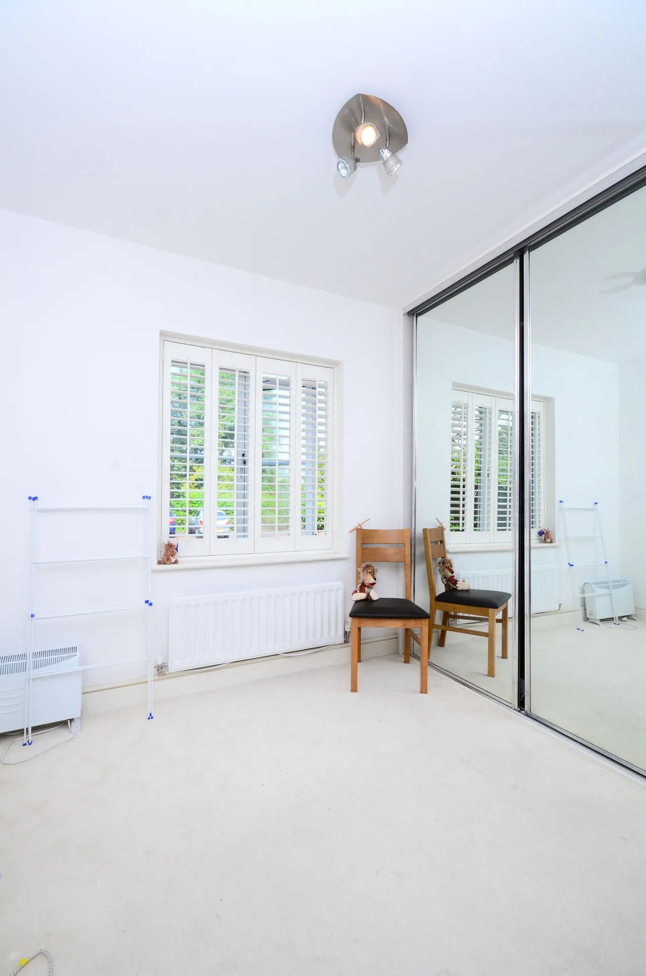 London, NW7, photo 6