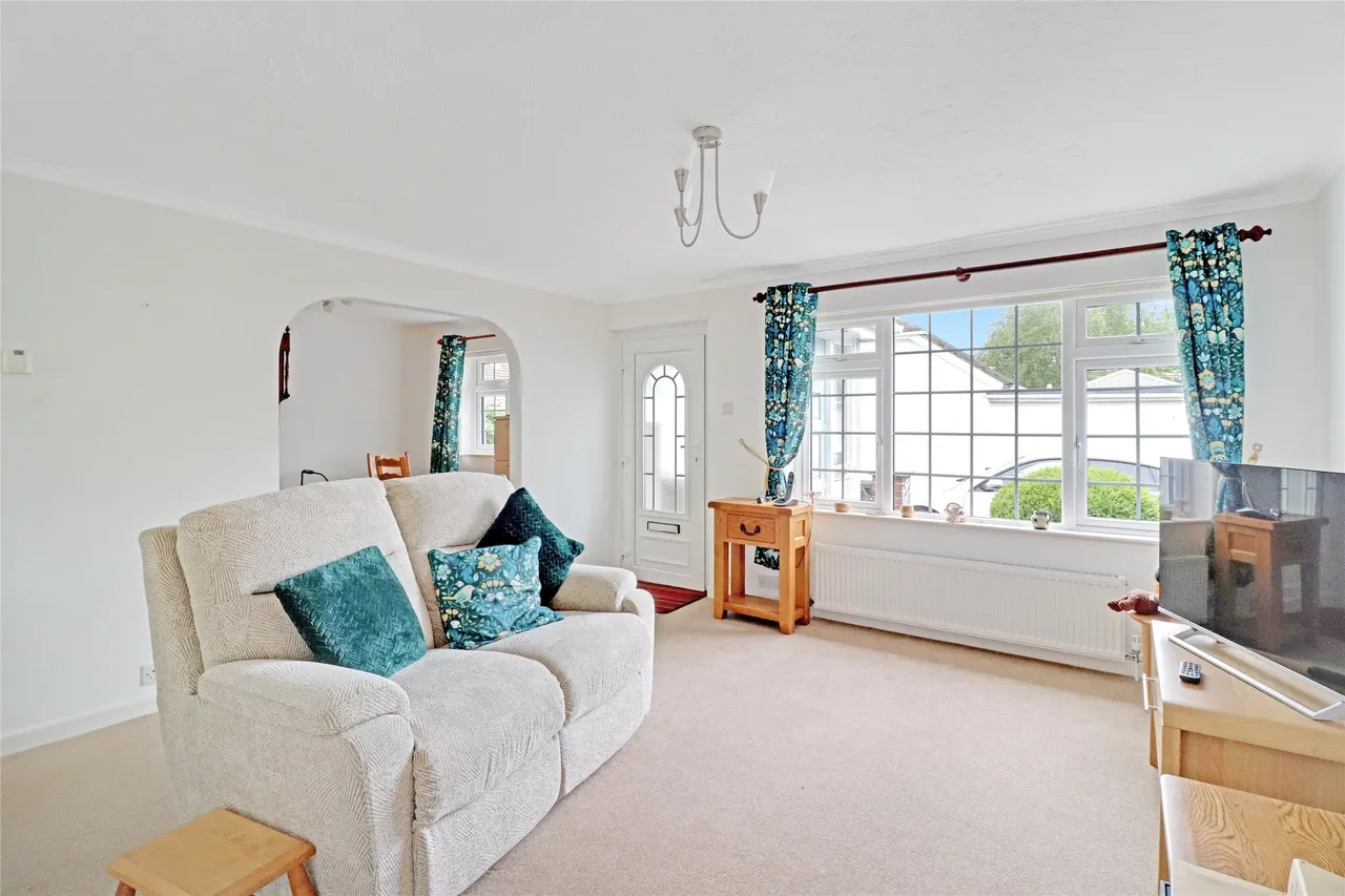 School Close, Fremington, EX31, photo 2