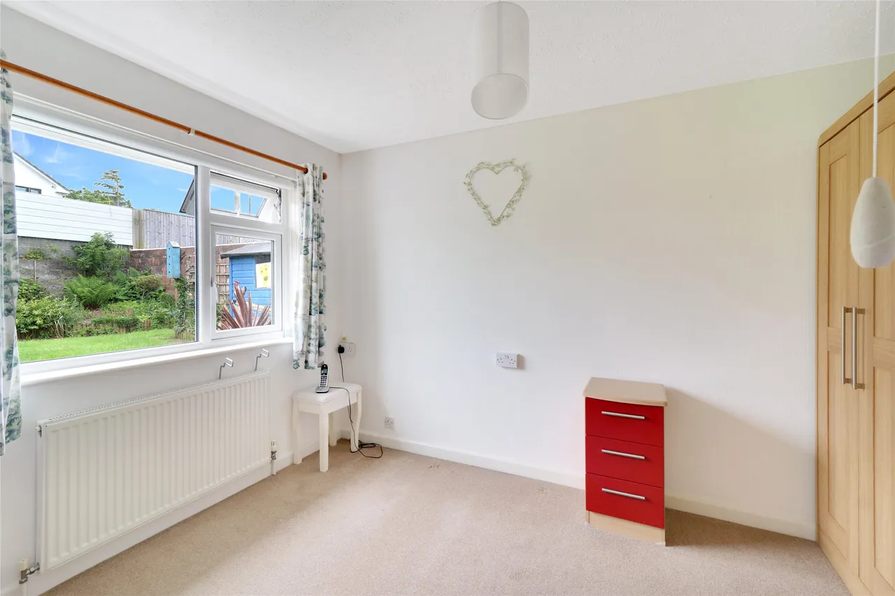 School Close, Fremington, EX31, photo 9