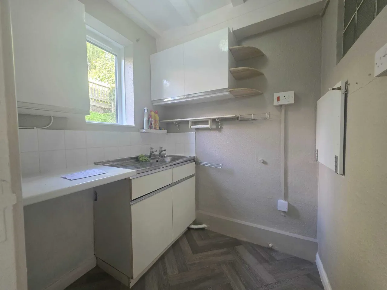 Clarendon Court, TQ1, photo 5