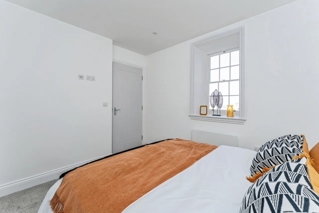 Old Chester Road, Holywell, CH8, photo 5