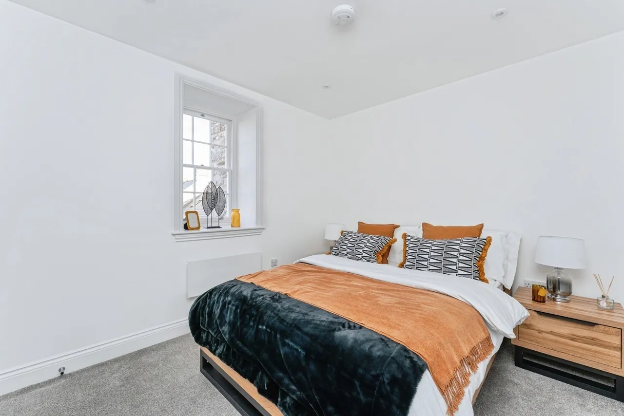 Old Chester Road, Holywell, CH8, photo 6