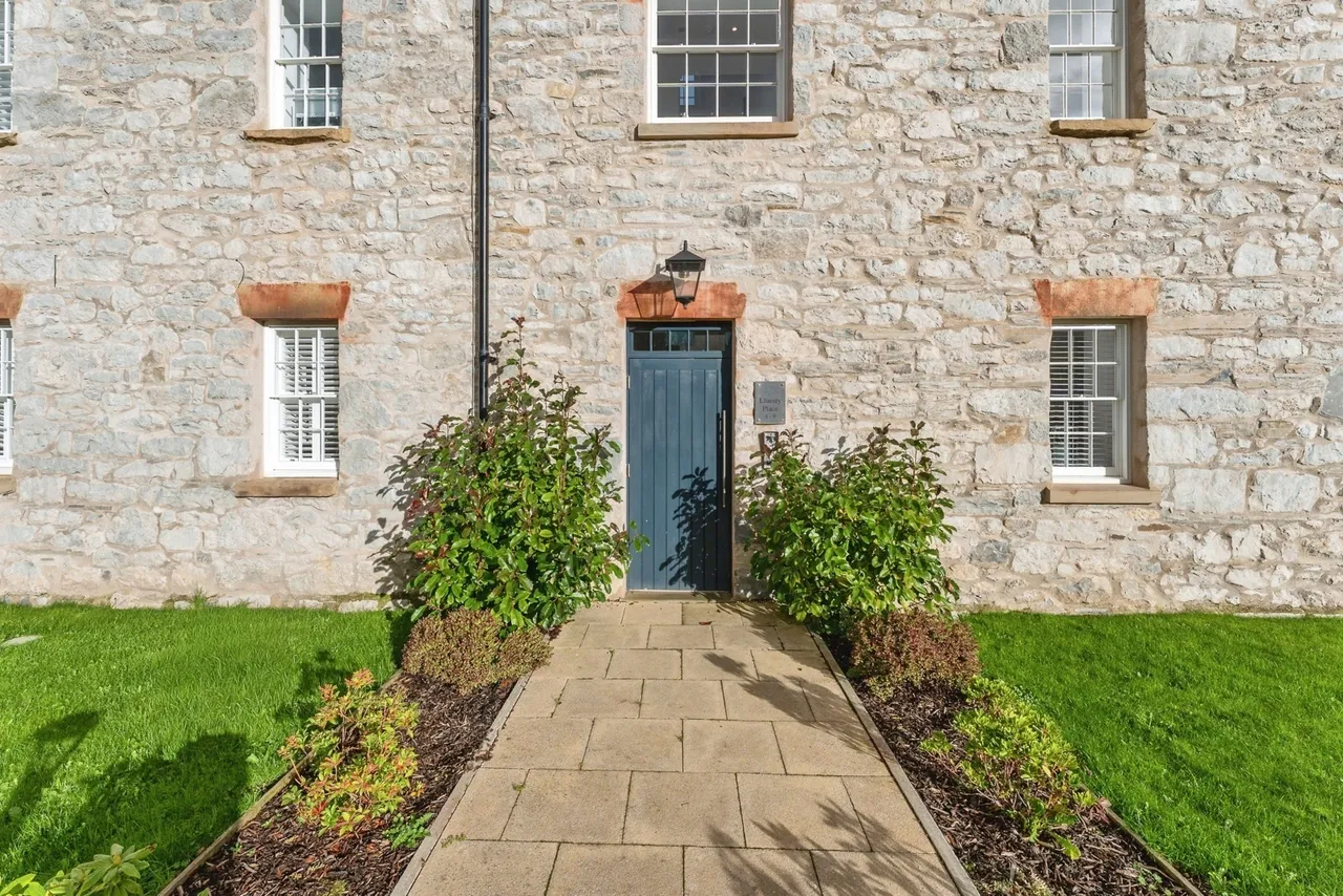 Old Chester Road, Holywell, CH8, photo 9