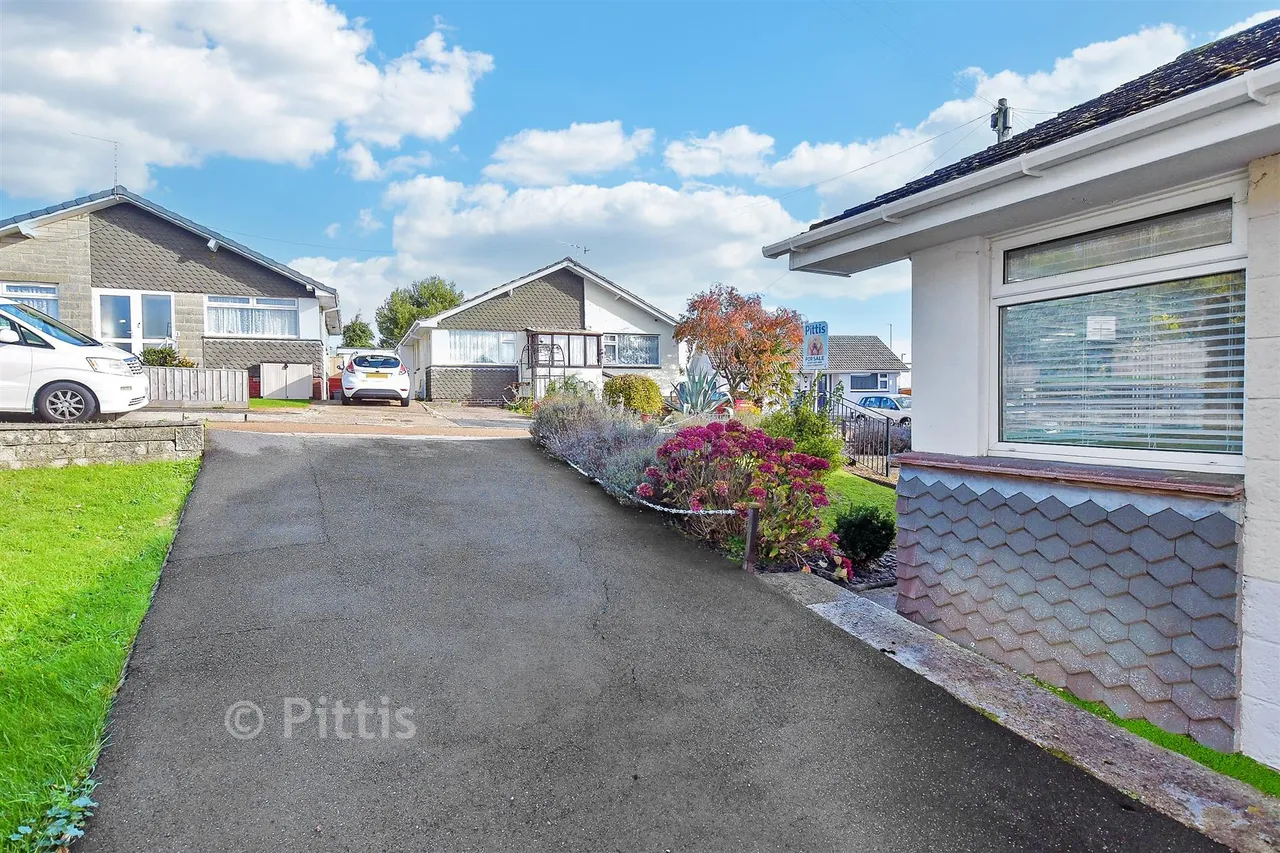 Clarendon Close, Brading, PO36, photo 15