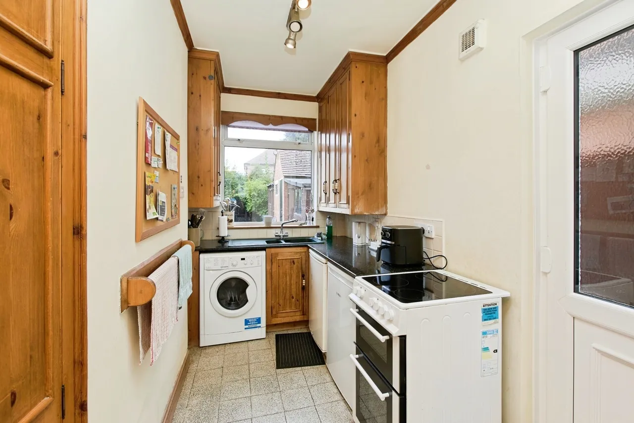 Trowell Grove, Long Eaton, NG10, photo 6