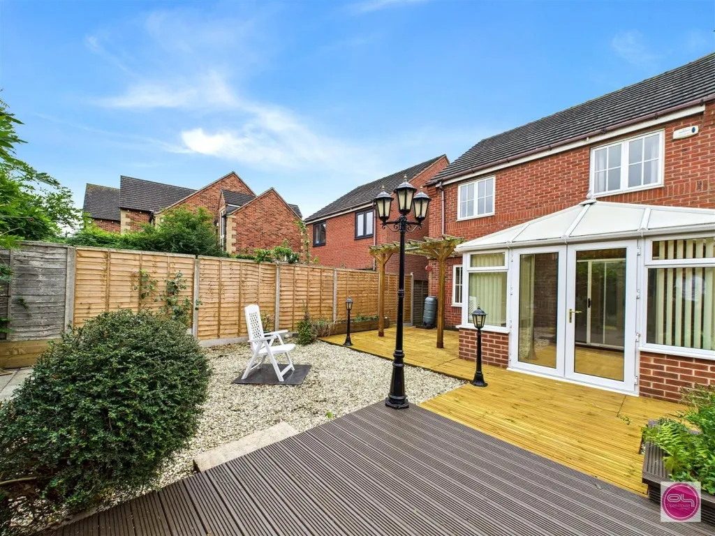 Home Farm Court, Castle Gresley, DE11, photo 19